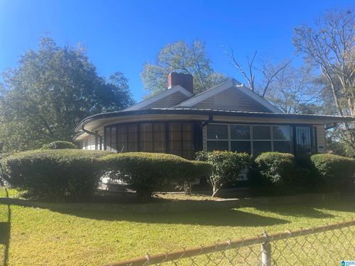 5142 Hillside Dr, FAIRFIELD, AL, 35064-2205 | Card Image