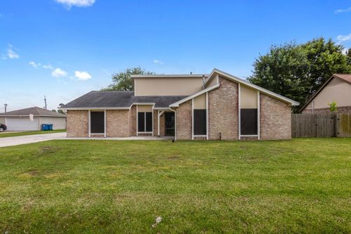 11214 Ashwood Dr, Humble, TX, 77338-2527 | Card Image