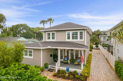 333 7 Th Street, House other with 4 bedrooms, 3 bathrooms and null parking in Atlantic Beach FL | Image 1