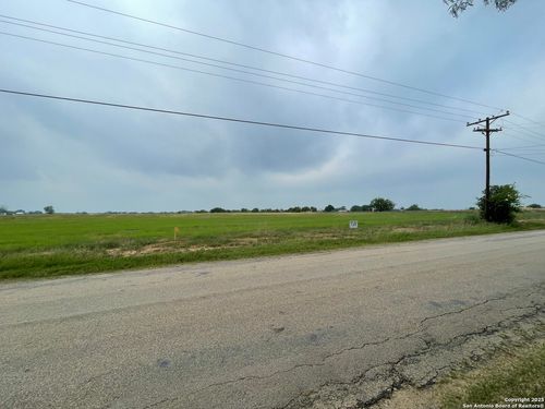 1387 County Road 664, Devine, TX, 78016 | Card Image
