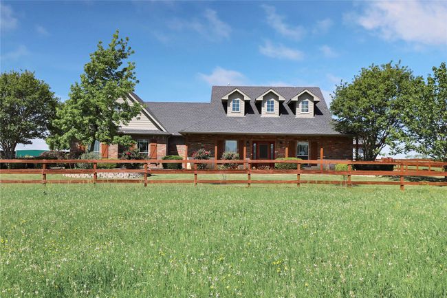 2245 Block Rd, House other with 3 bedrooms, 2 bathrooms and null parking in Gunter TX | Image 7