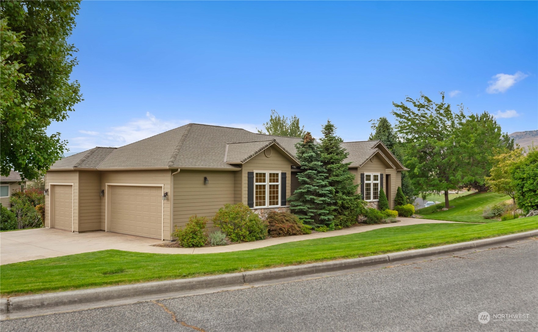 Dianna Way, Wenatchee, WA 98801