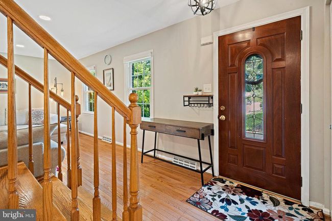 9220 Burnetta Dr, House other with 4 bedrooms, 4 bathrooms and null parking in ANNANDALE VA | Image 5