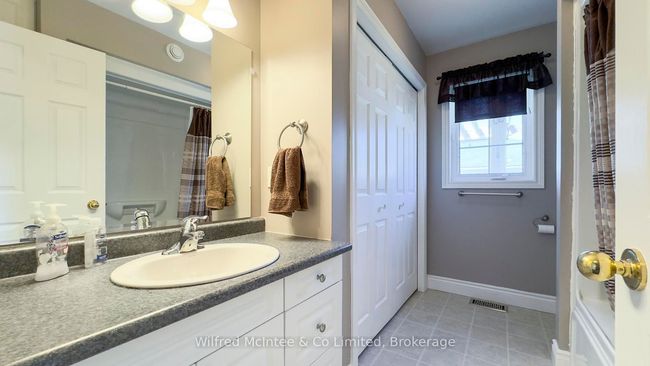 12 Jonathan Cres, House other with 3 bedrooms, 2 bathrooms and 4 parking in Mildmay ON | Image 27