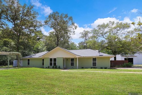 7640 Pettit Rd, Baker, LA, 70714-6417 | Card Image