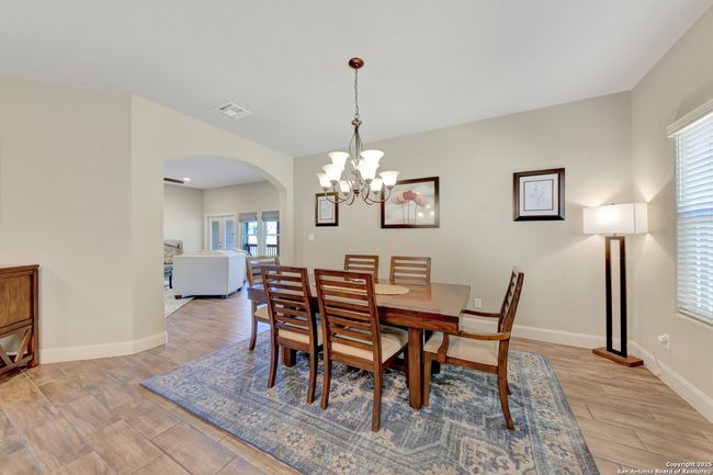 211 Comal Run, House other with 3 bedrooms, 4 bathrooms and null parking in Bulverde TX | Image 14