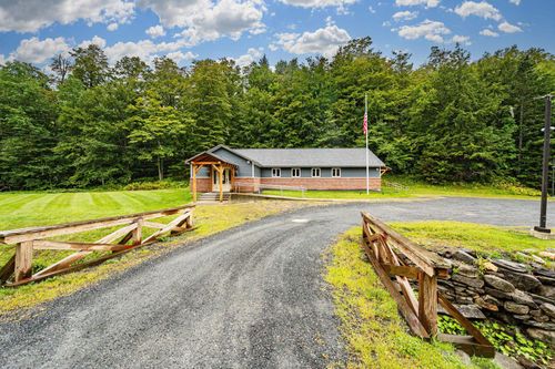 610 Vt Route 100, Whitingham, VT, 05361 | Card Image