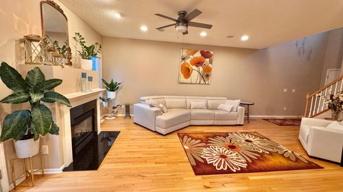 15843 Porchlight Ln, Eden Prairie, MN, 55347-3576 | Card Image