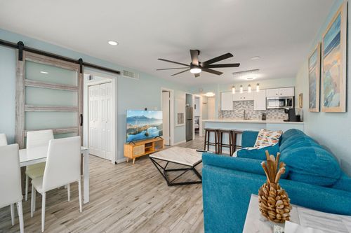 2201-6300 Seawall Blvd, Galveston, TX, 77551-2219 | Card Image