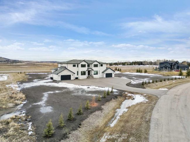 35 Windhorse Green, Home with 8 bedrooms, 6 bathrooms and 20 parking in Rural Rocky View County AB | Image 47