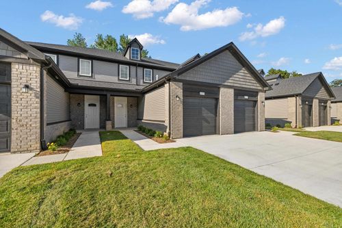 28104 Delano Dr, New Baltimore, MI, 48051-2351 | Card Image