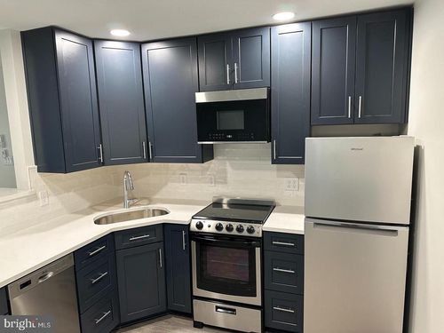 6-20471 Washington St, Rehoboth Beach, DE, 19971-1751 | Card Image