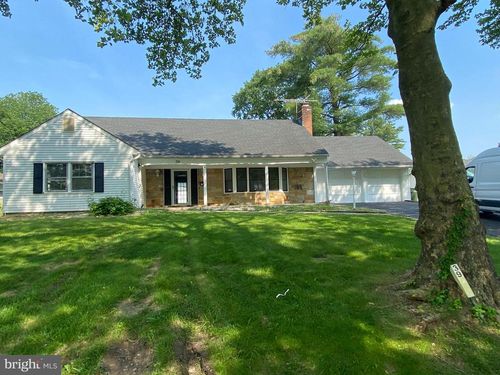 39 Twilight Ln, Willingboro, NJ, 08046-3836 | Card Image