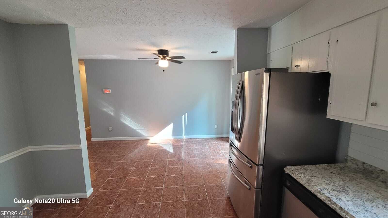 Residential Lease in Riverdale 3