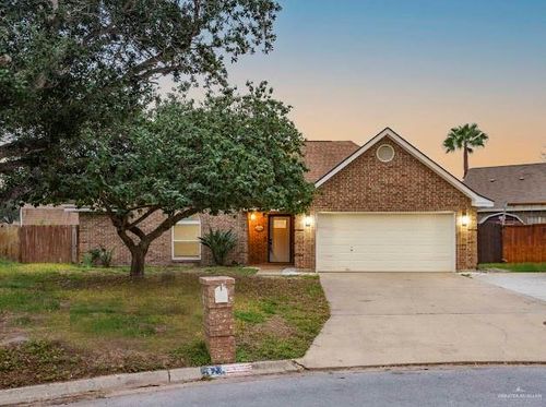 1921 Baylor Ave, McAllen, TX, 78504-5701 | Card Image