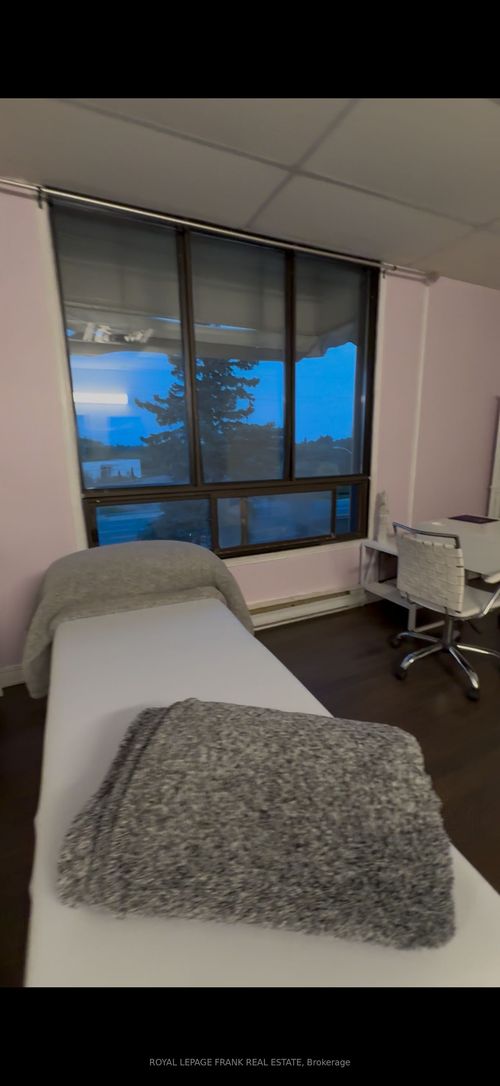 204-1500 King St E, Courtice, ON, L1E2T5 | Card Image