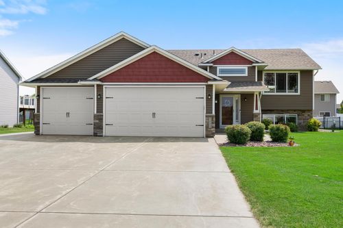 7391 Kahler Cir Ne, Albertville, MN, 55301-4560 | Card Image