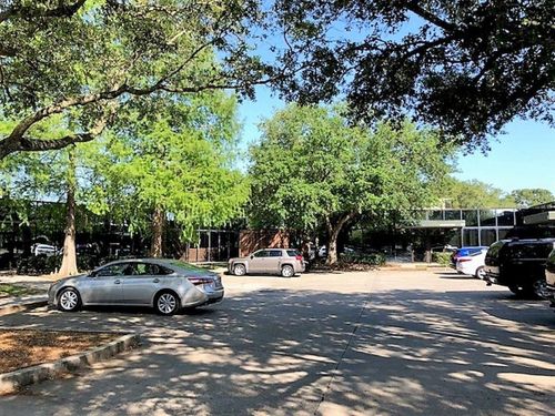 5eand5h-10555 Lake Forest Boulevard, New Orleans, LA, 70127 | Card Image