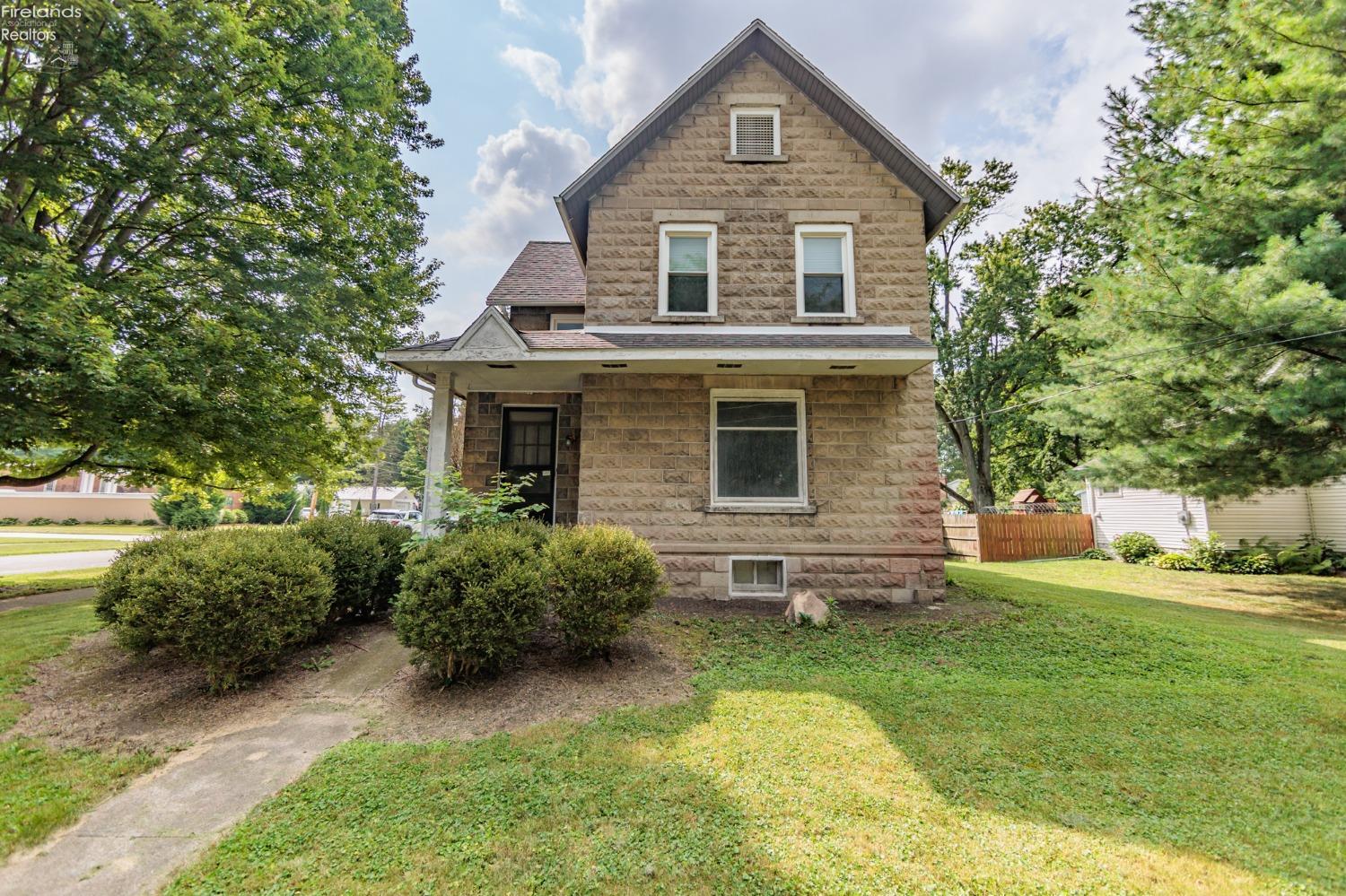 Olive St, Norwalk, OH 44857