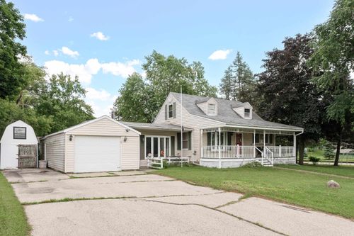 206 Burr Oak St, Palmyra, WI, 53156-9767 | Card Image