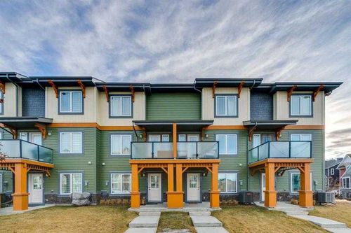 277 Auburn Meadows Dr Se, Calgary, AB, T3M2S1 | Card Image
