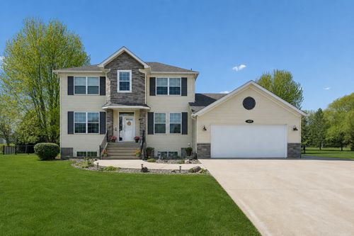 609 20th Ave N, Sartell, MN, 56377-1996 | Card Image
