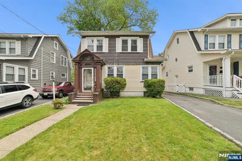 350 Walnut St, Nutley, NJ, 07110-1817 | Card Image