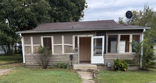 625 5th St, Hot Springs, AR, 71913-3946 | Card Image