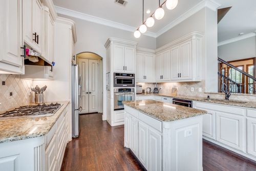 3336 University Park Ln, Irving, TX, 75062-6585 | Card Image