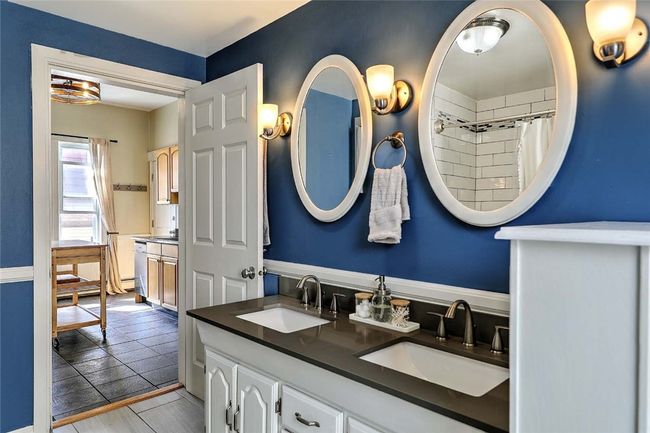 APT-3 - 20 7 Th St, Condo with 2 bedrooms, 1 bathrooms and 2 parking in Providence RI | Image 23