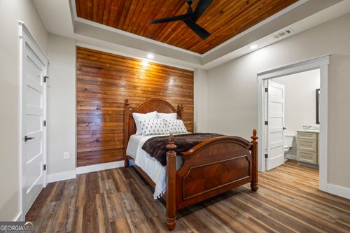 958A Church St, Royston, GA, 30662-4432 | Card Image