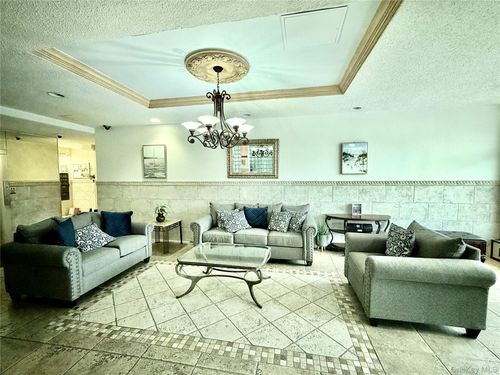 3l-333 E Broadway, Long Beach, NY, 11561-4345 | Card Image