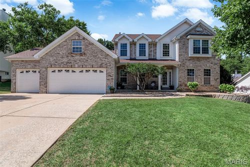 5701 Wrenwyck Pl, Weldon Spring, MO, 63304-1242 | Card Image