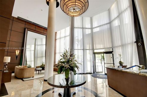 apt-518-300 Three Islands Blvd, Hallandale Beach, FL, 33009-2819 | Card Image