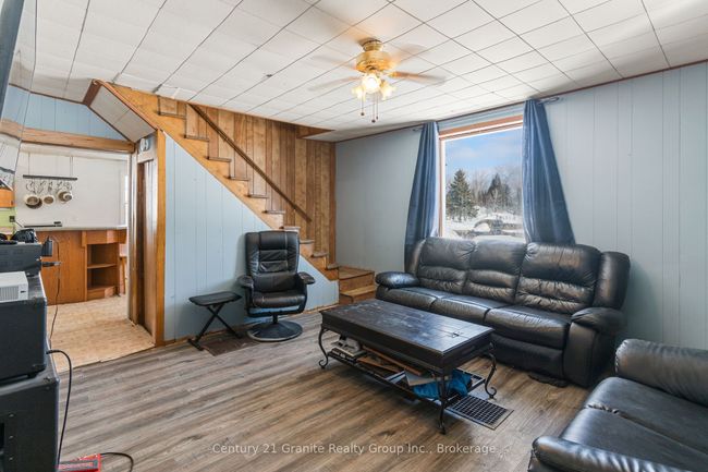 3783 Monck Rd, House other with 3 bedrooms, 2 bathrooms and 8 parking in Norland ON | Image 15