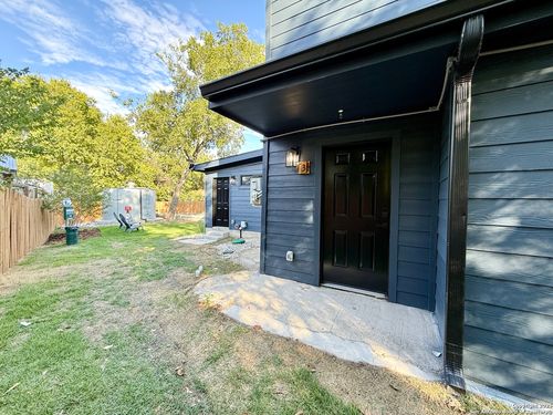 apt-3-2204 W San Antonio St, New Braunfels, TX, 78130-6710 | Card Image