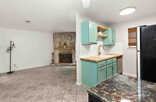 apt-106-4307 S 1st St, Austin, TX, 78745-1162 | Card Image