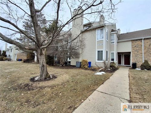 9 Chatham Sq, Parlin, NJ, 08859-2318 | Card Image