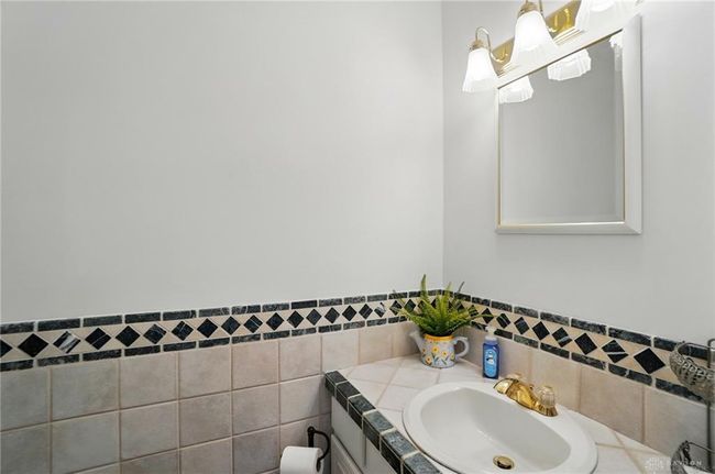 5017 Ackerman Blvd, House other with 5 bedrooms, 5 bathrooms and null parking in Kettering OH | Image 34