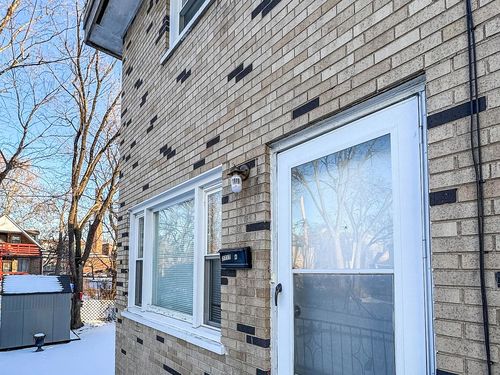 h-7717 S Saginaw Ave, Chicago, IL, 60649-4171 | Card Image
