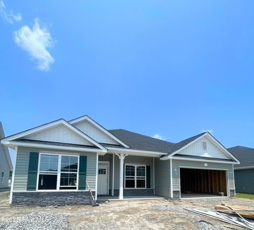 2012 Medina Spirit St, New Bern, NC, 28562-5075 | Card Image