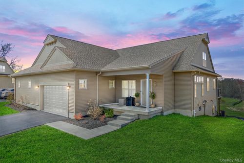 32 Ottaway Ln, Campbell Hall, NY, 10916-2436 | Card Image