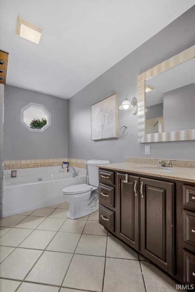 230 Meadows Dr, House other with 4 bedrooms, 3 bathrooms and null parking in Greentown IN | Image 31