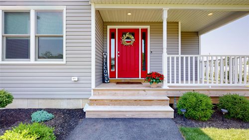 9 Shaw Ln, East Moriches, NY, 11940-1171 | Card Image