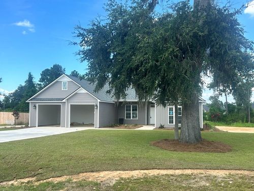11 Gatling Way, Lakeland, GA, 31635-5276 | Card Image