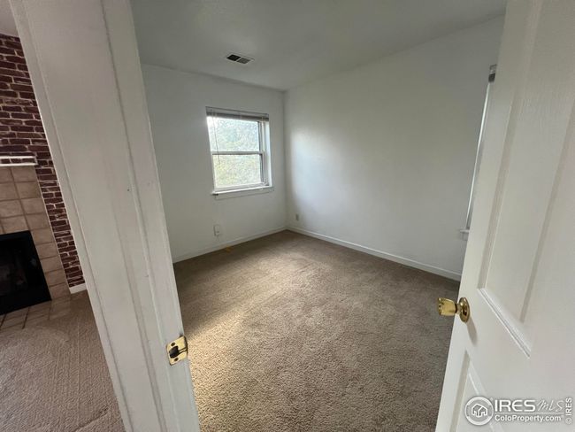 B11 - 225 E 8 Th Ave, House attached with 2 bedrooms, 1 bathrooms and null parking in Longmont CO | Image 9