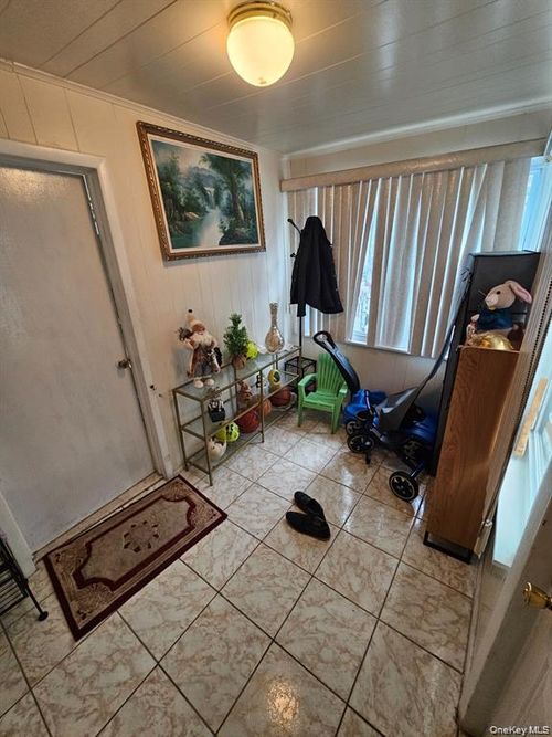 13222 101st Ave, South Richmond Hill, NY, 11419-2315 | Card Image