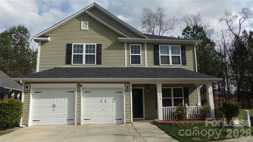 10418 Glenmeade Rd, Cornelius, NC, 28031-9385 | Card Image