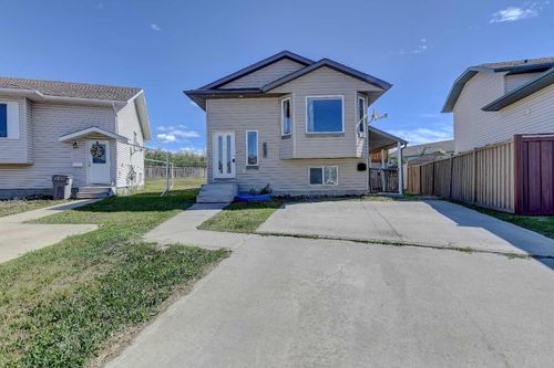 9306 131 Avenue, Grande Prairie, AB, T8X1S7 | Card Image