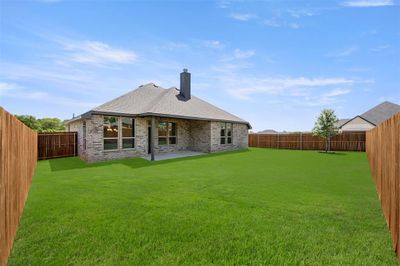 3301 Beverly Hills Street, House other with 3 bedrooms, 2 bathrooms and null parking in Burleson TX | Image 2